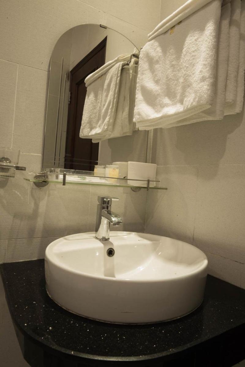 Kim Long Chau Hotel Hô Chi Minh-Ville Extérieur photo